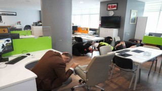 Kartal Belediyesinde deprem tatbikatı başarıyla gerçekleştirildi