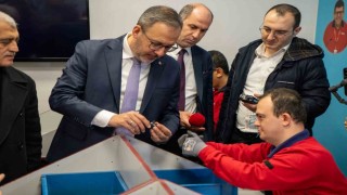 Kasapoğlu: Bu komisyon bir masabaşı komisyonu değil