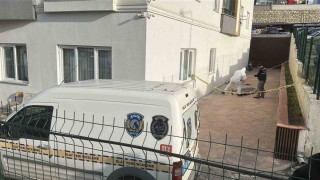 Kastamonuda 7nci kattaki balkondan düşen genç hayatını kaybetti