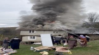 Kastamonuda çıkan ev yangını söndürüldü