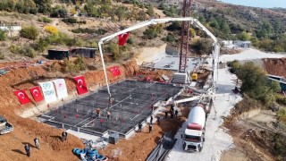 Kavaklıderede 9uncu toplu konut için temel atıldı