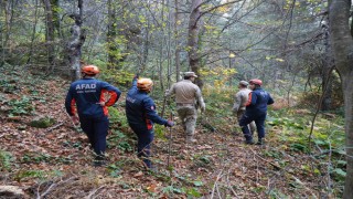 Kayıp anne ve oğlu için daraltılmış baz çalışmasıyla 1 kilometrelik alan belirlendi: Ekipler çalışmalarını bölgede yoğunlaştırdı