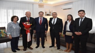 Kaymakam Güldoğandan, eğitim çınarlarına vefa