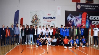 Kayseri Liseli Gençler Hentbol İlBirinciliği sona erdi