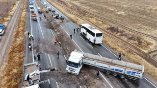 Kayseride aynı yolda 2 kaza: 1 ölü, 2 yaralı