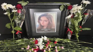 Kazada hayatını kaybeden Şükranın sınıfındaki sırasına arkadaşları çiçekler bıraktı