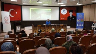 KBÜde ‘Zeytin Ağacının Altında belgeseli seyirciyle buluştu