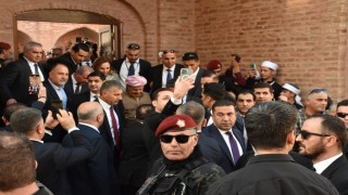 KDP lideri Mesut Barzani, Cizrede tarihi mekanları gezdi