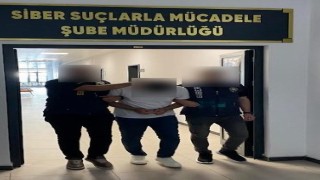 Kimlik bilgilerini çaldıkları vatandaşlar adına sahte kredi kartı çıkaran 2 şüpheli tutuklandı