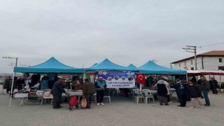 Kırkada geliri Gazzeye ulaştırmak amacı ile hayır çarşısı açıldı