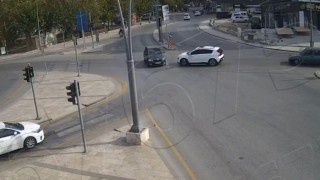 Kırmızı ışıkta geçen otomobile 2 bin 167 TL para cezası kesildi