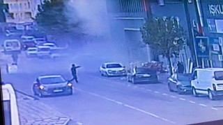 Kocaelide 6 kişiye mezar olan tesisteki yangının ilk anları kamerada