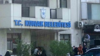 Konak Belediyesine ihaleye fesat karıştırma operasyonu: 4 gözaltı