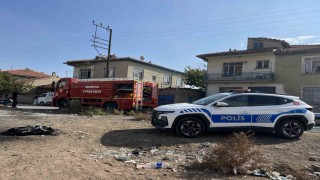 Konyada kullanılmayan müstakil evde yangın