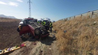 Konyada otomobil şarampole yuvarlandı: 1 ölü, 2 yaralı