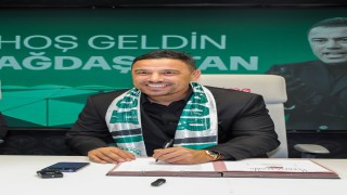 Konyaspor, Çağdaş Atan ile 1,5 yıllık sözleşme imzaladı