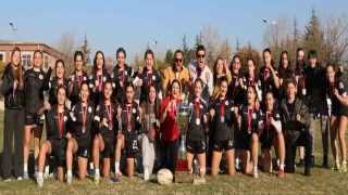 Körfez Gençlerbirliği, ragbide Türkiye şampiyonu oldu