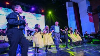 Küçük kalplerden büyük ezgiler