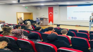 Kütahyada öğrencilere siber güvenlik ve bilinçli internet kullanımı semineri