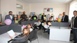 Malazgirt İlkokulu yeni kütüphane açıldı