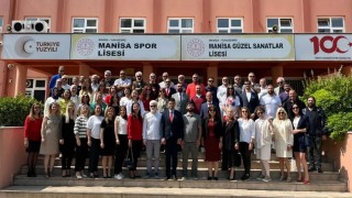 Manisada Öğretmenler Gününde öğretmenler sahneye çıkacak