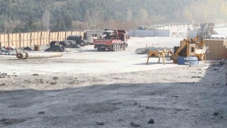 Mansur Yavaşın temelini attığı Mamak metrosu ortada kaldı