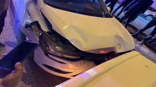 Mardinde maddi hasarlı trafik kazası