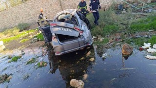 Mardinde otomobil dere yatağına devrildi: 1 ölü, 2 yaralı