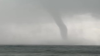 Marmariste denizde hortum oluştu