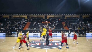 Mersin Spor, Karşıyakayı 92-87 mağlup etti