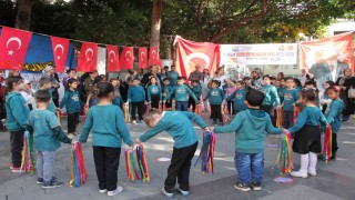Mersinde Dünya Çocuk Hakları Günü renkli etkinliklerle kutlandı