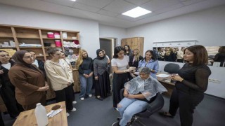 Mersinde MERCEKin saç renklendirme kursu yoğun ilgi görüyor