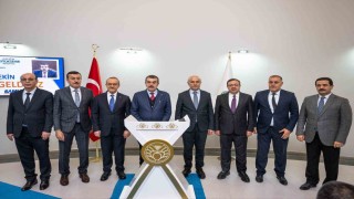 Millî Eğitim Bakanı Tekin, Malatya Büyükşehir Belediye Başkanı Eri ziyaret etti