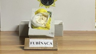 Minibüsün sünger bölmelerinden uyuşturucu çıktı