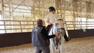 Minik biniciler tatilin keyfini böyle çıkardı