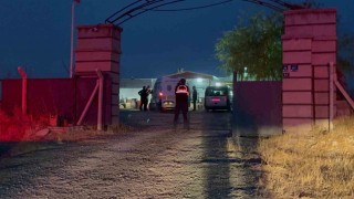 Miras kavgasında kan aktı: Amcasını ve 3 kişiyi bıçakladı