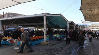 Muğla Büyükşehir Yatağan pazar yerini yeniliyor