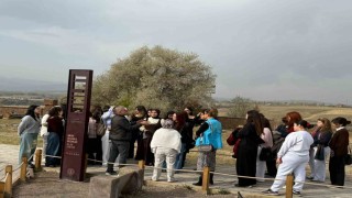 Muğlalı gençler medeniyet, tarih ve kültür kampı ile Bitlis ve Vanı keşfetti