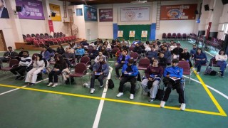 Muşta voleybol aday hakem kursu başladı