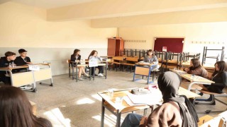 Nazillide Münazara Turnuvasına yoğun ilgi