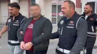Nazillide silahlı yağma hükümlüsü saklandığı evde yakalandı