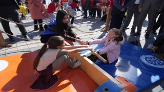 Niğdede Bir Tır Dolusu Mutluluk