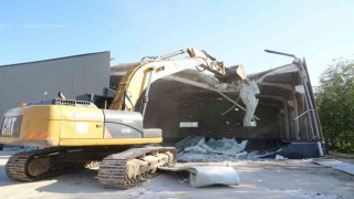 Nilüferde imara aykırı iki yapı yıkıldı