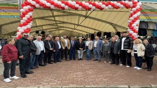 Nilüferin 7nci giyim pazarı açıldı