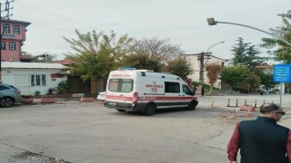 Odunpazarında ambulansa demir duba engeli