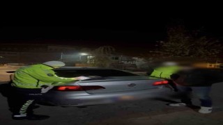 Öğrenci yurdu önünde drift atan sürücü yakalandı