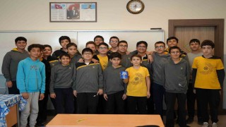 Öğrencilerden Gazzeye anlamlı destek: Harçlıklarını bağışladılar