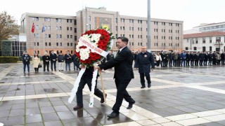Öğretmenler Günü dolayısıyla çelenk sunma töreni gerçekleştirildi