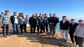 Öğretmenler şehit polis için hatıra ormanı oluşturdu