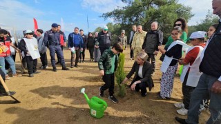 Önce öğrendiler sonra fidanları diktiler
